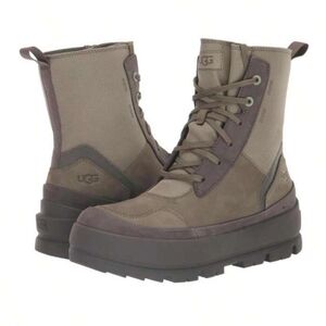 NEW UGG Lug Weather Resistant Lace Up  Women's Outdpor Rugged Sneaker Boots